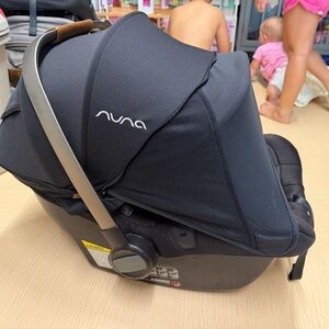 Black Nuna Pipa Car Seat
